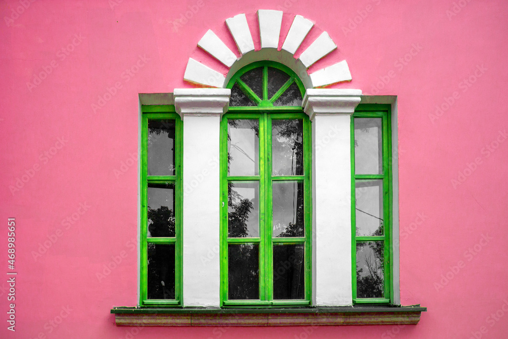 Foto de Stock Various colors the Palladian window. Three-part window ...