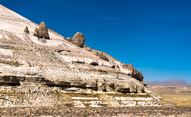 Poster - Rock formations at the Cusco - Arequipa highway in the Andes, Peru