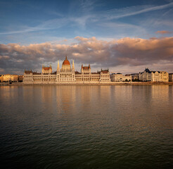 Wall Mural - Iconic Hungarian Parliament in Budapest