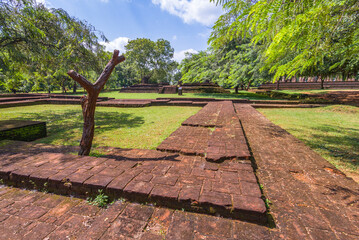 Wall Mural - Ruins of the Ancient City of Polonnaruwa on Sri Lanka island