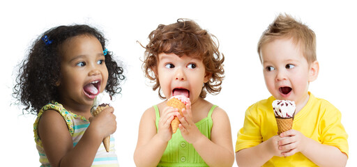 Wall Mural - funny kids one boy and two girls eating ice cream cones isolated on white