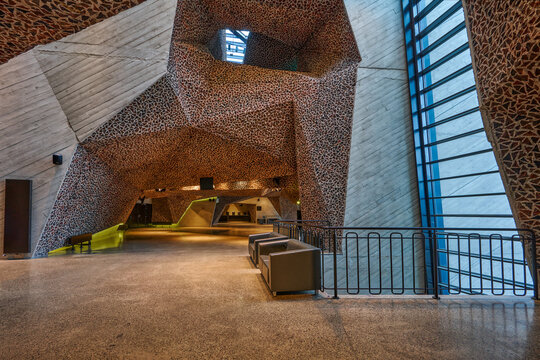 Fototapete -  - Modern architecture, Cultural and Congress Center, interior of the building, in Torun, Poland, Spanish architect Fernando Menis