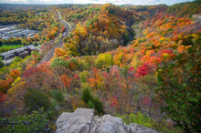 Beautiful Fall Colours Views Of The Spencer Gorge Along The Dundas Peak Trail In Hamilton, Ontario, Canada. Train Tracks Are Visible From The Lookout.