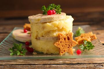 Wall Mural - mashed potato with gingerbread toast and foie gras
