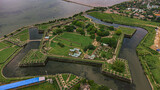 Fototapeta Morze - Miasto Jaffna, wybrzeże z lotu ptaka, ujęcie na postkolonialny fort.