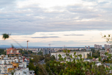 Wall Mural - Panoramica, panoramic, vista, view, paisaje, landscape o skyline de la ciudad de Plovdiv, pais de Bulgaria