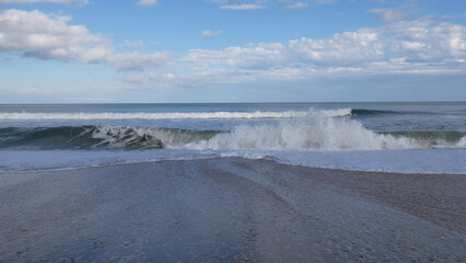 Wall Mural - beach, waves and sea