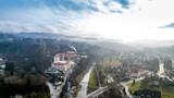 Fototapeta Miasto - Wisła miasto w górach, Beskid Śląski późną jesienią, panorama z lotu ptaka. Dolina rzeki Wisły