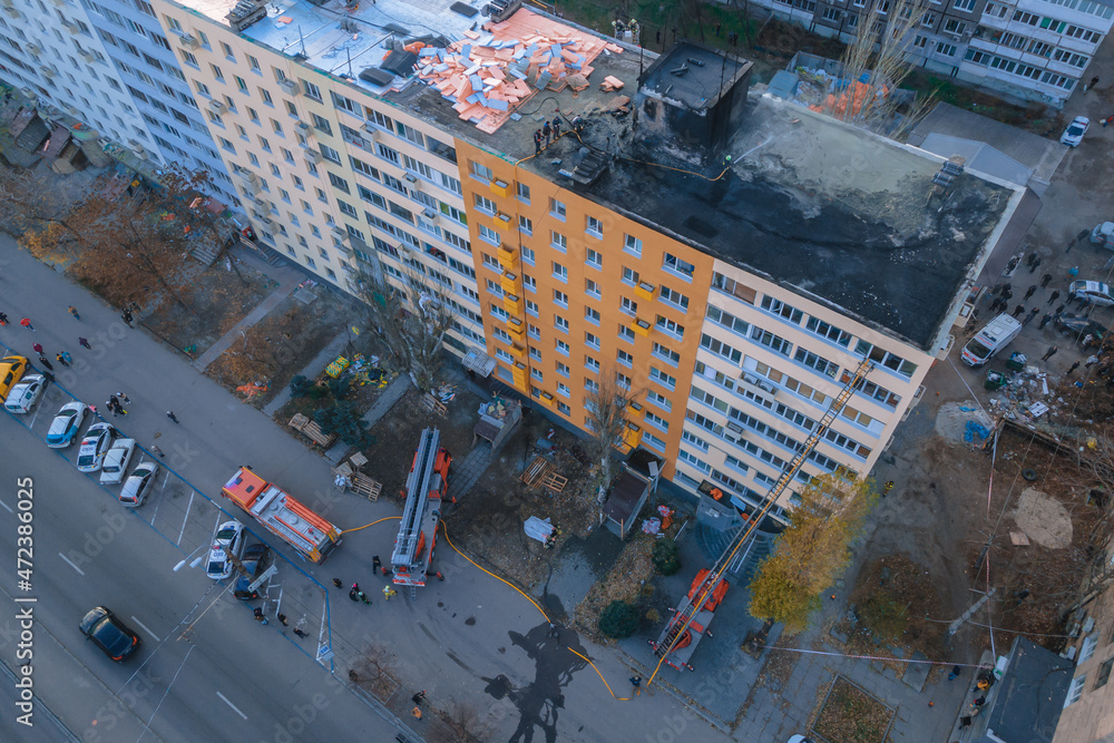 Severe fire in a residential multi-storey building. Photos from the ...