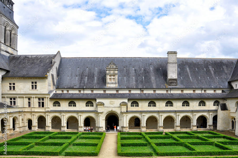 Located where the three regions of Poitou, Anjou and Touraine meet, the ...