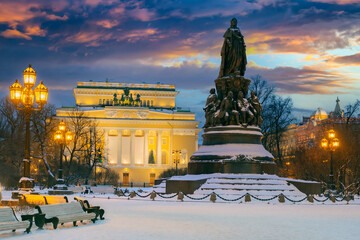 Wall Mural - Saint Petersburg on a winter morning. Christmas night in Russia. Monument to Catherine in Russia. Guide to Saint Petersburg. Winter tour to Russia. Architecture of Petersburg. Russian architecture