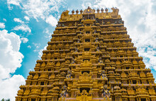 Złota Hinduska świątynia W Azji