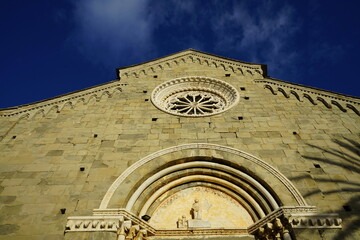 Wall Mural - Facade of the church of San Pietro in Corniglia, Cinque Terre, Italy