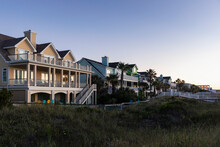 Beach Homes  With Waterfront View 