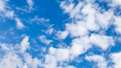 clouds in the blue sky
