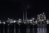 Fototapeta  - 周南コンビナートの夜景！日本11大工場夜景都市の写真