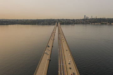 Canvas Print - Aerial view of the Interstate 90 of Seattle during sunset