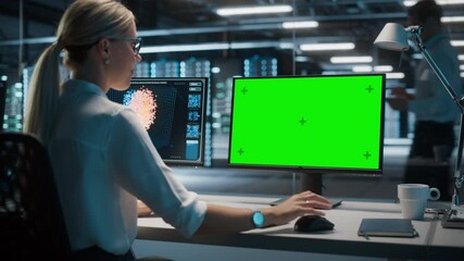Leinwandbilder - High-Tech Data Center Server: Caucasian Female IT Specialist Working on Green Screen Chroma Key Computer. Monitoring Web Services, Cloud Computing, Analytics Facility, Maintenance of Cyber Security