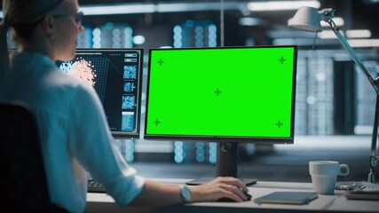 Aufkleber - High-Tech Data Center Server: Female IT Specialist Working on Green Screen Chroma Key Computer. Monitoring Web Services, Cloud Computing, Analytics Facility, Maintenance of Cyber Security