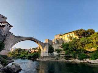 Canvas Print - Scenic shot of the Stari Most that goes over the Neretva river in Mostar, Bosnia and Herzegovina