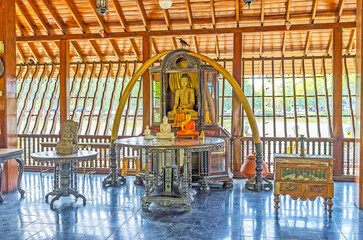 Canvas Print - The main shrine of Seema Malaka in Colombo, Sri Lanka