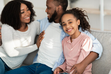 Poster - Portrait of happy black family spending time together