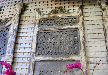 Sticker - wooden carved door