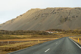 Fototapeta Przestrzenne - road to the mountains Iceland
