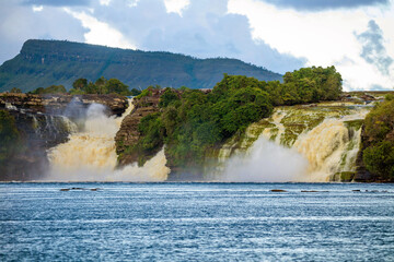 Wall Mural - Scenic waterfalls from Carrao river in Canaima national Park Venezuela