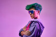 © ADDICTIVE STOCK - Woman with dyed hair in sunglasses