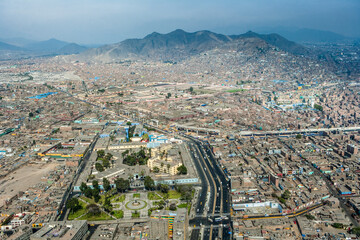Canvas Print - Urban Sprawl fo Capital City Lima Peru