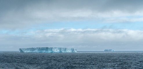 Wall Mural - Iceberg in South Atlantic Ocean, Antarctica