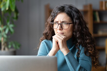 Frustrated Worried Business Woman Sit At Laptop Stressed Think About Bad News, Problem At Work, Trouble Solution. Trainee Nervous About Mistake Or Deadline. Afraid Freelance Worker Waiting For Email