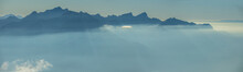 Brouillard épais Au Dessus Du Lac Léman