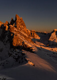 Fototapeta Na sufit - sunset in the mountains