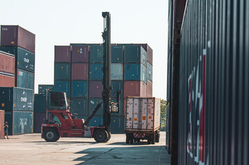 Containers loading shipment for International freight import and export with containers