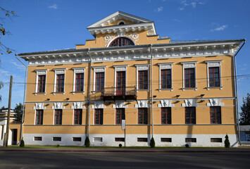 Wall Mural -  Estate of Timofey Vasilievich Chistov, classical merchant's estate of 19th century on Nikolskaya street, Myshkin, Yaroslavl region, Russia