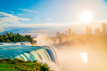 Beautiful Spring Views Of Niagara Falls