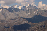 Fototapeta Do pokoju - Giganten der Ostalpen; Blick von Nordwesten auf Piz Bernina, Piz Scerscen und Piz Roseg