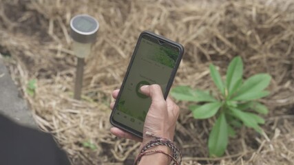 Observing Plants using Mobile Smart App Technology Phone