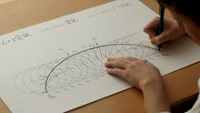 Young Mathematician And Artist Pavel Kubarkov, Drawing Arc Of Cycloid With Using A Marker Pen. Date Of Shooting Day 28 December 2021 Year, MSK Time. This Video Was Filmed In Russia.