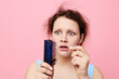 teenager girl squeamish facial expression comb hair Lifestyle unaltered