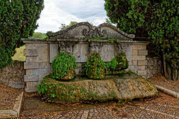 Canvas Print - Fontaine de Lourmarin, Vaucluse, Provence-Alpes-Côte d'Azur, France
