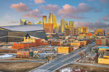 Wall Mural - Beautiful Minneapolis downtown city skyline with traffic light at sunset