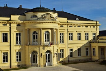 Wall Mural - Schloss Károlyi in Fehérvárcsurgó, Ungarn	