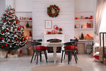 Canvas Print - Cozy dining room interior with Christmas tree and festive decor