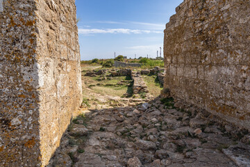 Canvas Print - Walls of historic fortress on Cape Kaliakra on Black Sea coast in Bulgaria