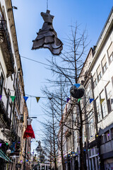 Dans la rue da Galeria de Paris à Porto