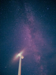 풍력발전기 위의 은하수 (
Milky Way above the wind turbines)