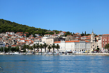 Wall Mural - view of the port country